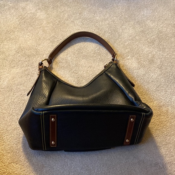 Dooney and Bourke Bag - Picture 9 of 13